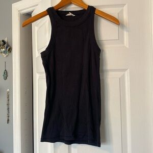 Women’s Easy Standard Ribbed tank size L